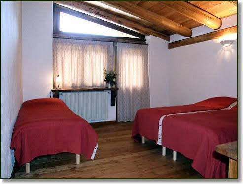 Agriturismo Il Fiocco Cesana Torinese Buitenkant foto